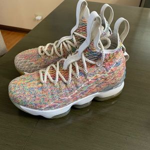LeBron 15 Cereal/Fruity Pebbles Grade school boys